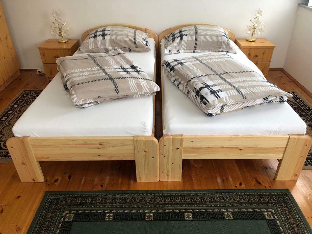 Pacsirta Apartman Lenti Εξωτερικό φωτογραφία